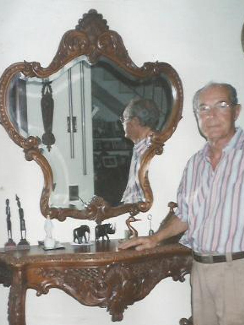 Ary Minotto com a peça que será exposta no Palácio do Planalto